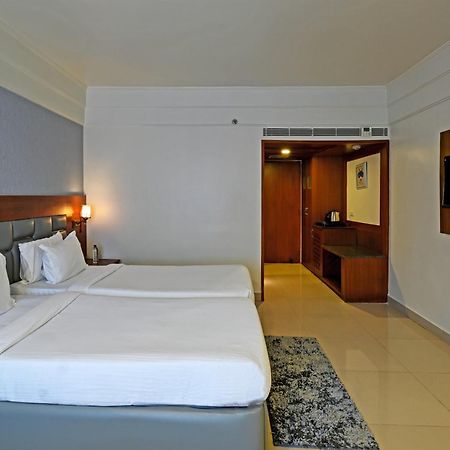 Palette Madhapur Hotel Hyderabad Exterior photo