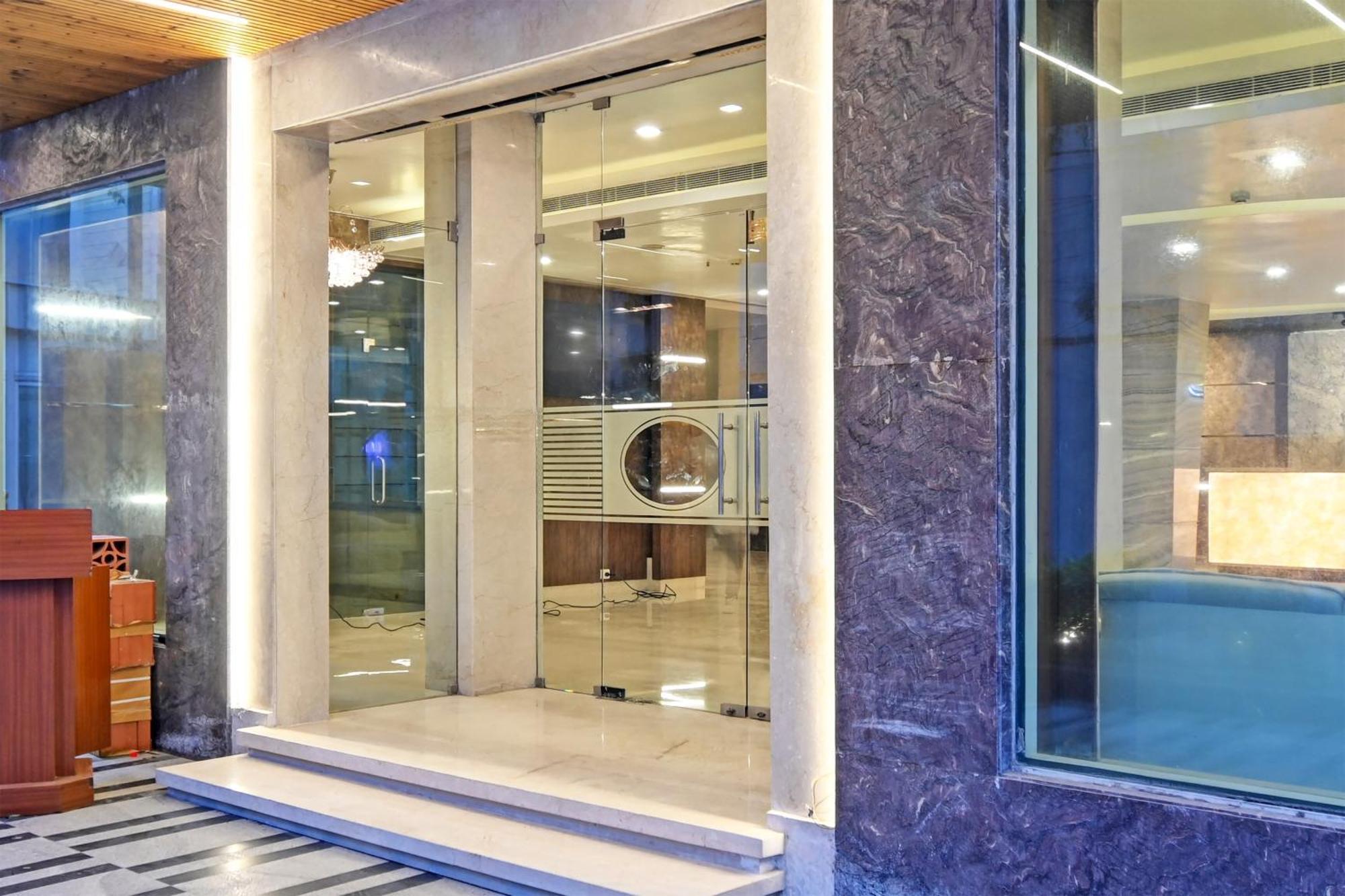Palette Madhapur Hotel Hyderabad Exterior photo