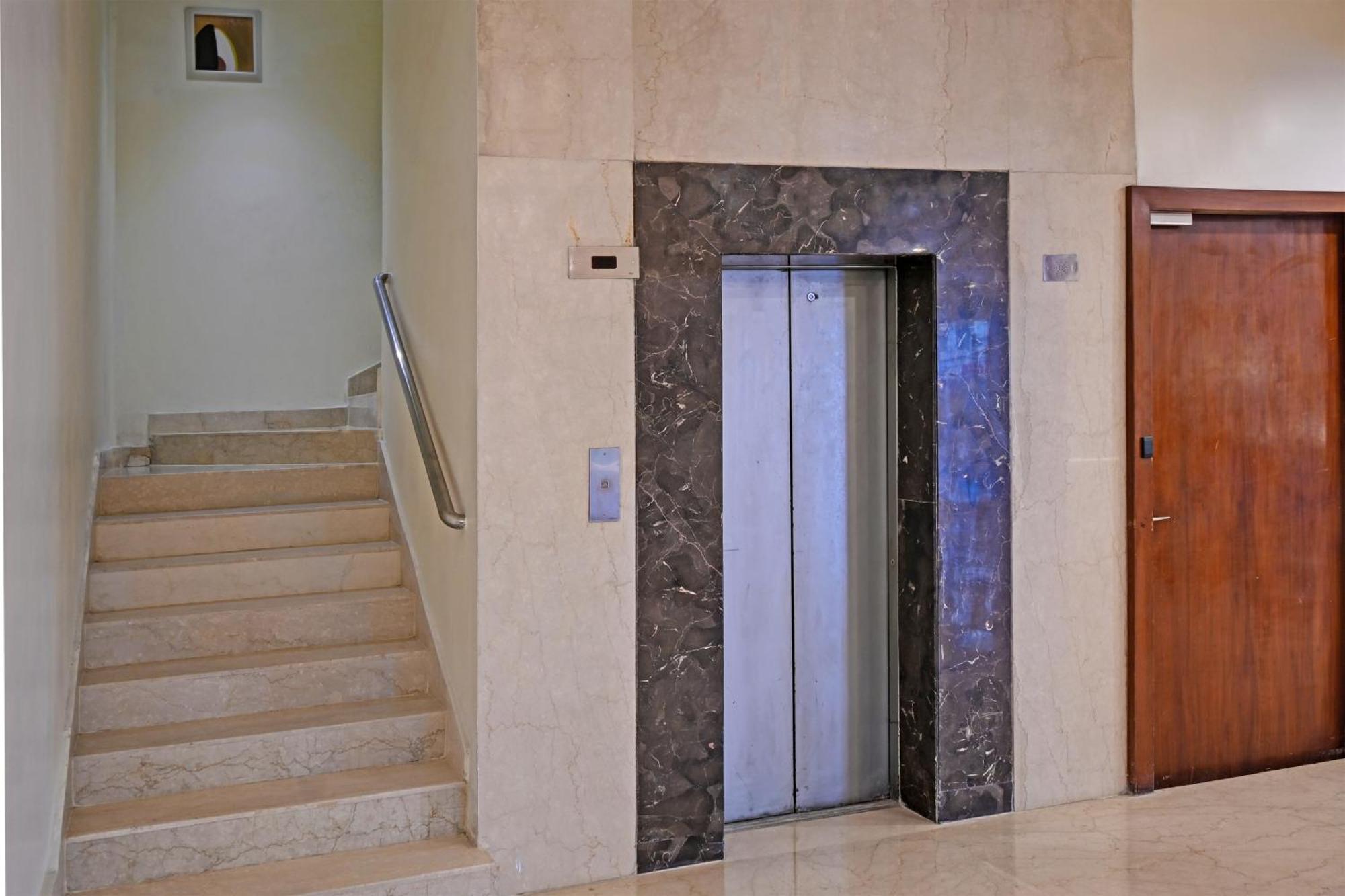 Palette Madhapur Hotel Hyderabad Exterior photo